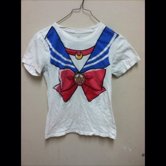 Sailor moon t shirt