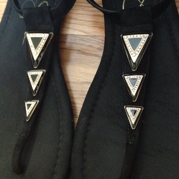 Shoes. - Picture 4 of 4