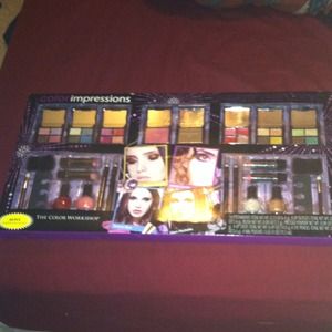 44 piece set Color Impressions makeup set