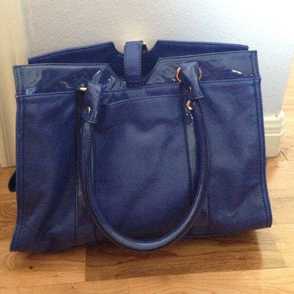 Beautiful handbag! authentic - Picture 4 of 4