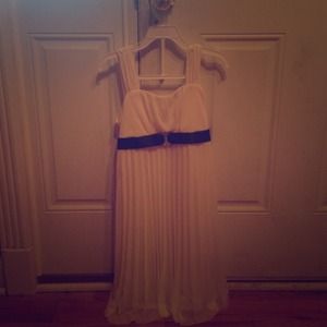 Amy Byer dress for pre teens