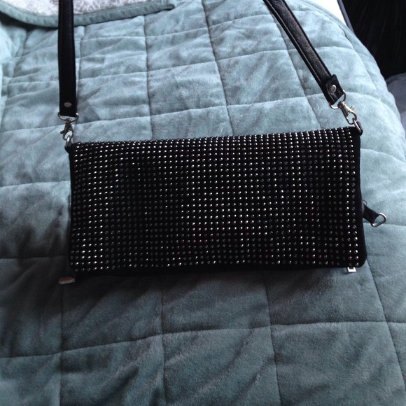Handbag. From Dillard's. - Picture 3 of 4