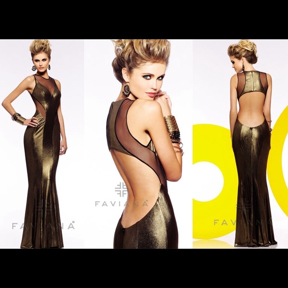 I am selling my prom dress from last year!