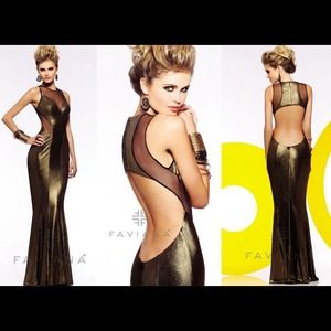 I am selling my prom dress from last year!