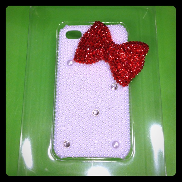 Accessories - iPhone 4/4s case with big red ribbon