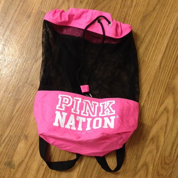 Vs PINK Laundry bag🎀👙👛 brand new never worn