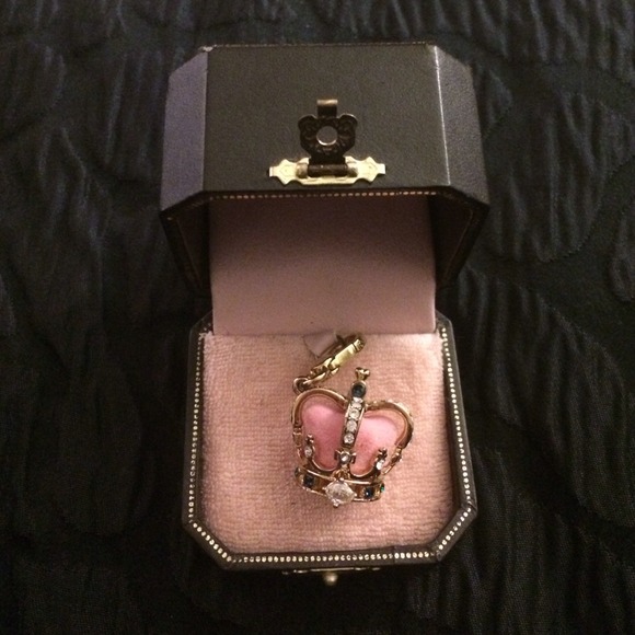 📛SOLD📛Juicy Couture charm