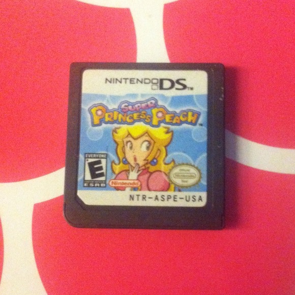 Super Princess Peach DS game and Viva Piñata