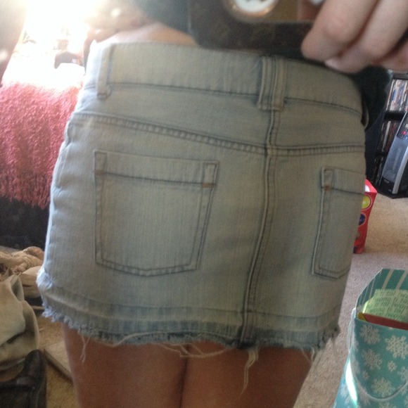 ✨✨super cute jean skirt! - Picture 4 of 4