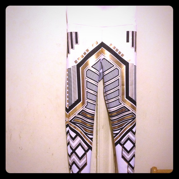 High waisted leggings