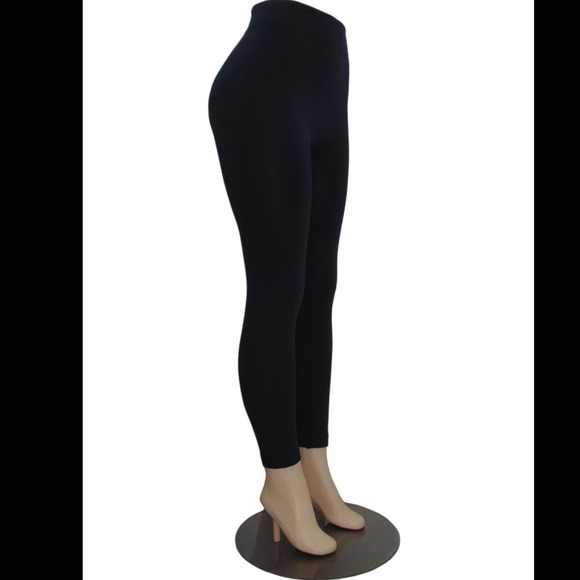 NEW Celeb Style Black Fleece Lined Leggings💋 - Picture 2 of 2