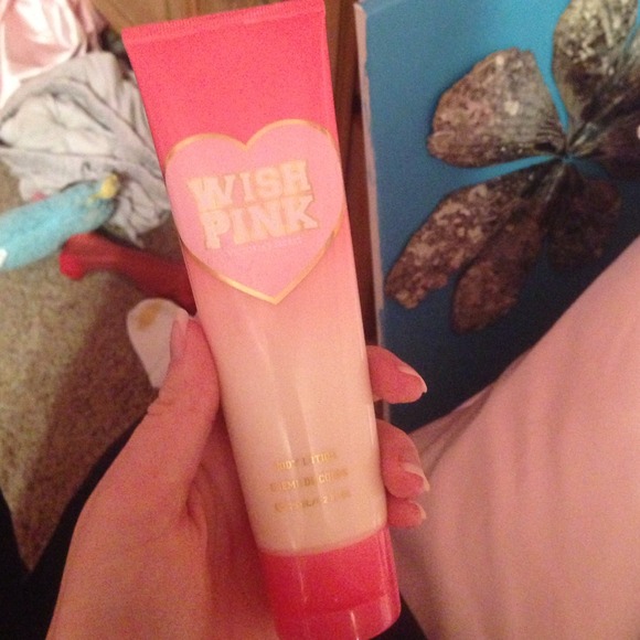 Wish pink by Victoria secret lotion