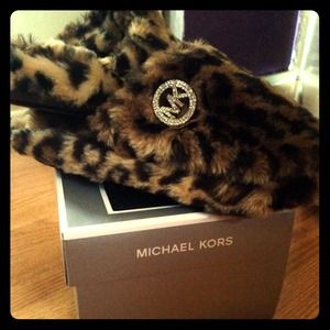 Michael Kors Cheetah Print Slippers