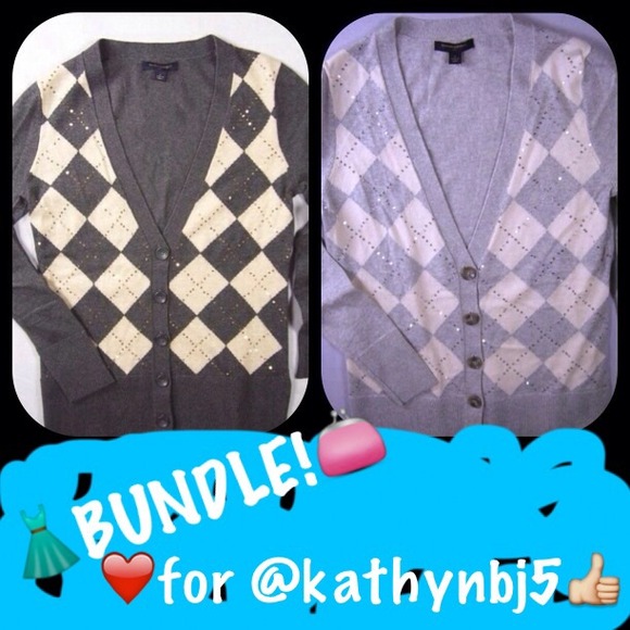 ❌Hold until 3/21❌ Argyle sequined cardigan