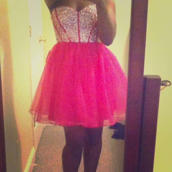 MAKE ME AN OFFER!! Really need to sell!!! - Picture 1 of 3