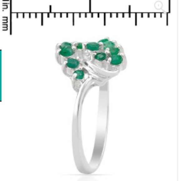 🚨SOLD ELSEWHERE‼️🚨 EMERALD RING IN SS/925💘 - Picture 3 of 3
