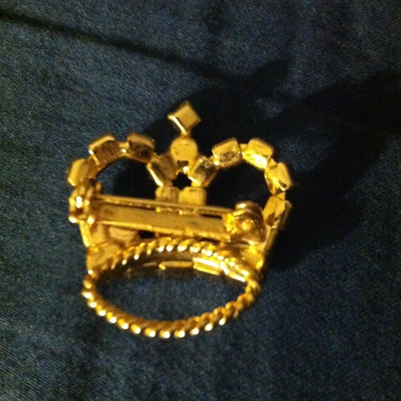 Crown Brooch - Picture 2 of 2