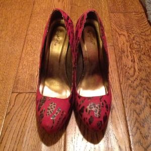 Red gold leopard print high heels