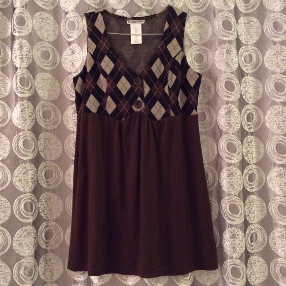 Juniors Ladies black and brown argyle jumper