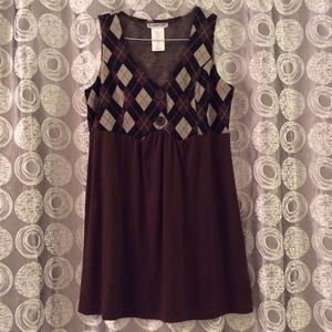 Juniors Ladies black and brown argyle jumper