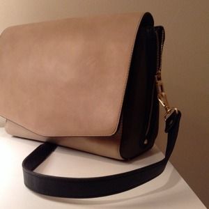 Zara Basic Leather Handbag