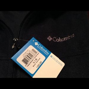 Brand New Males Columbia zip up jacket!