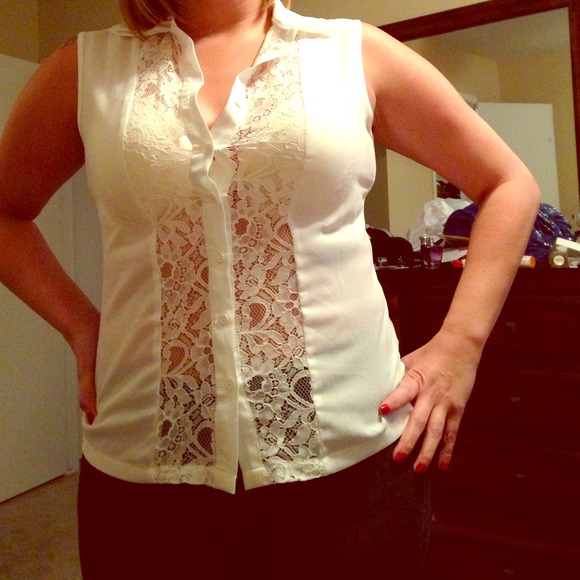 Kardashian sleeveless dress shirt