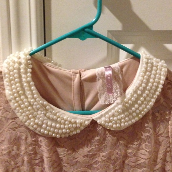 Cute Lace Top - Picture 3 of 3