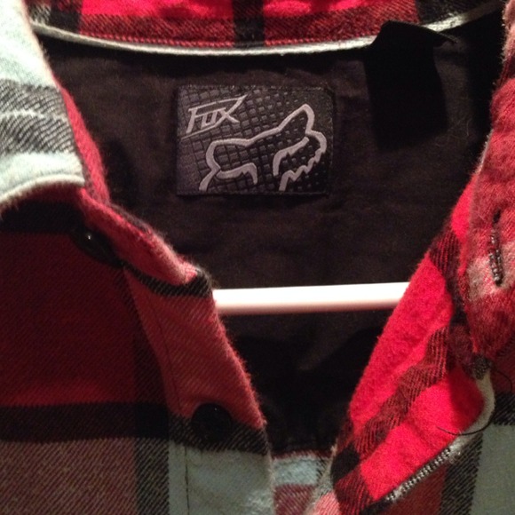 Fox flannel⬇️ - Picture 2 of 3