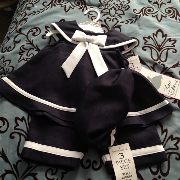 Sailor's Outfit.