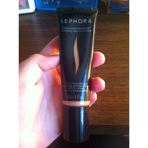 SOLD - ✨SALE✨Sephora Tinted Moisturizer