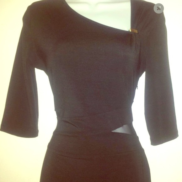 Kardashian Kollection black 3/4 sleeve dress
