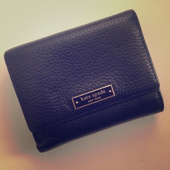 🔱REDUCED🔱 Kate Spade leather Wallet