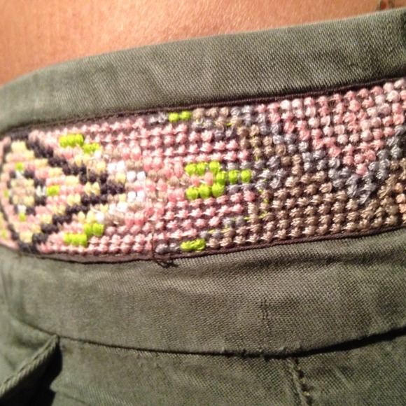 American eagle green shorts - Picture 3 of 3