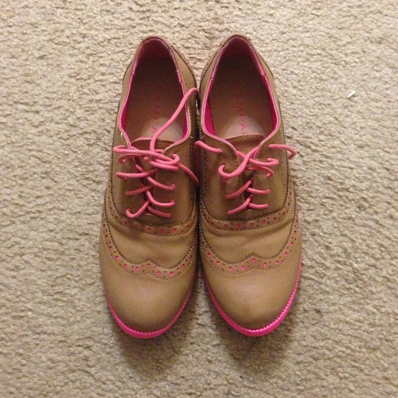 Shoes - New oxfords