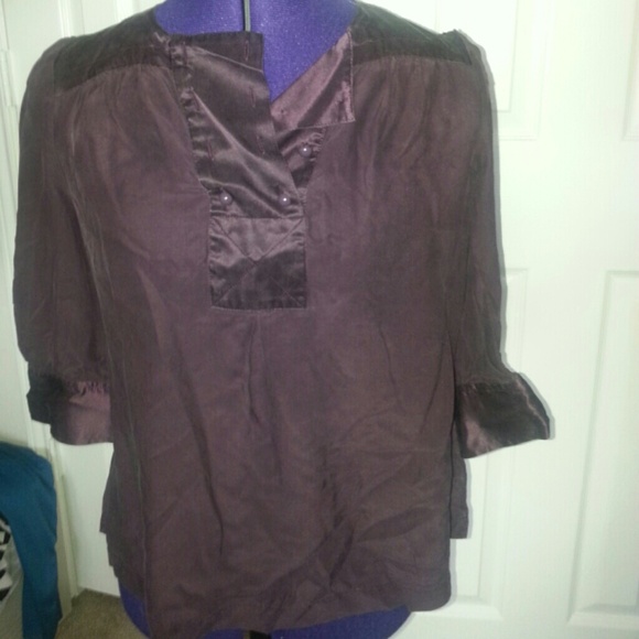 Bannana Republic Silk Plum color shirt