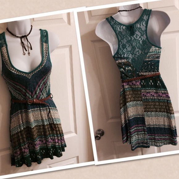 Dresses & Skirts - 🆕Beautiful multi color dress or top.