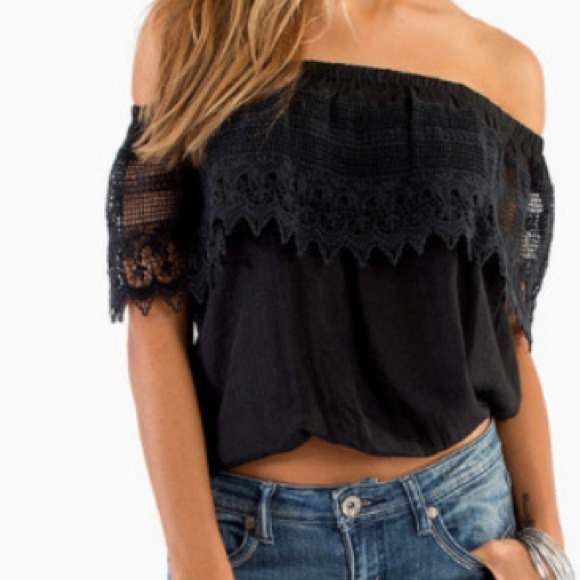 Tobi Carrie Crochet Top in Black