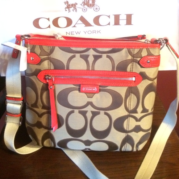 NWT $198 Coach cross-body bag F24061 GIFT RECEIPT
