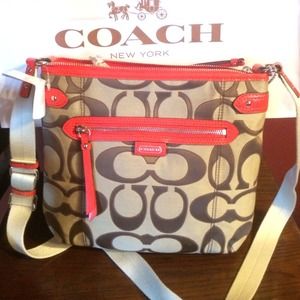 NWT $198 Coach cross-body bag F24061 GIFT RECEIPT