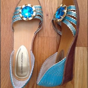 "Ollie" Chinese Laundry Sandals