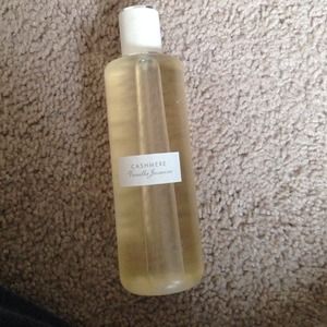 BUNDLE Victoria's Secret vanilla jasmine perfume