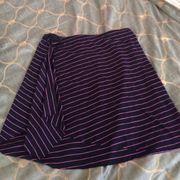 Black & pink stripe skirt