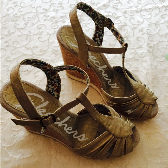 Comfy wedges