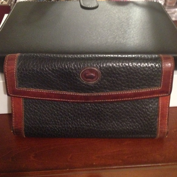Vintage Dooney and Bourke Wallet