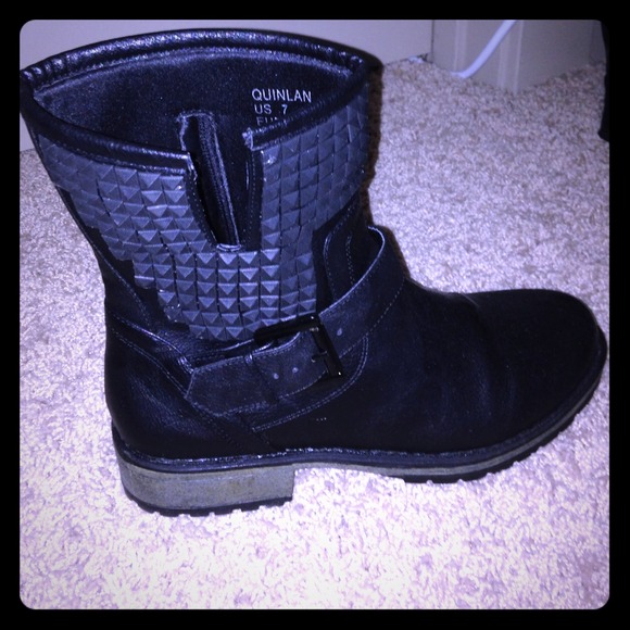 Studded black motorcycle style boots!