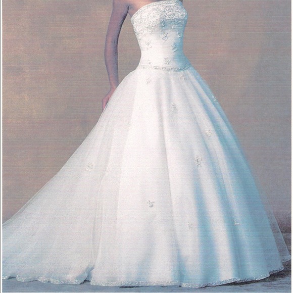 Wedding Gown Size 6 Morri Lee Madeline Gardner
