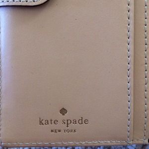 Additional pictures of Kate spade wallet