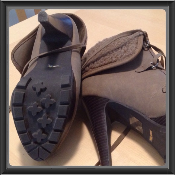 Journee Collection Booties - Picture 3 of 3