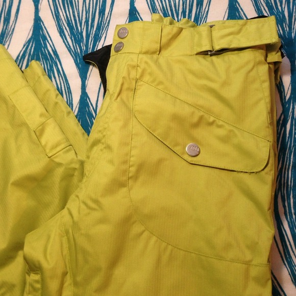 Snowboarding pants 🌟NEW LOWER PRICE🌟
